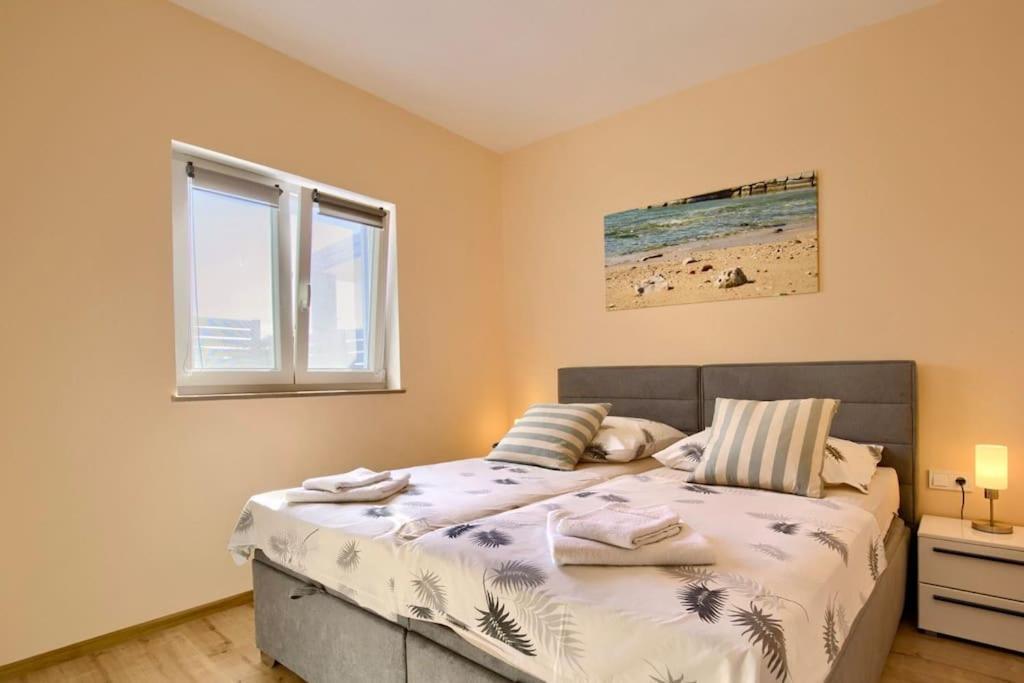 Apartment Sunrise Fuer 6 Personen In Pula-Stinjan Dış mekan fotoğraf